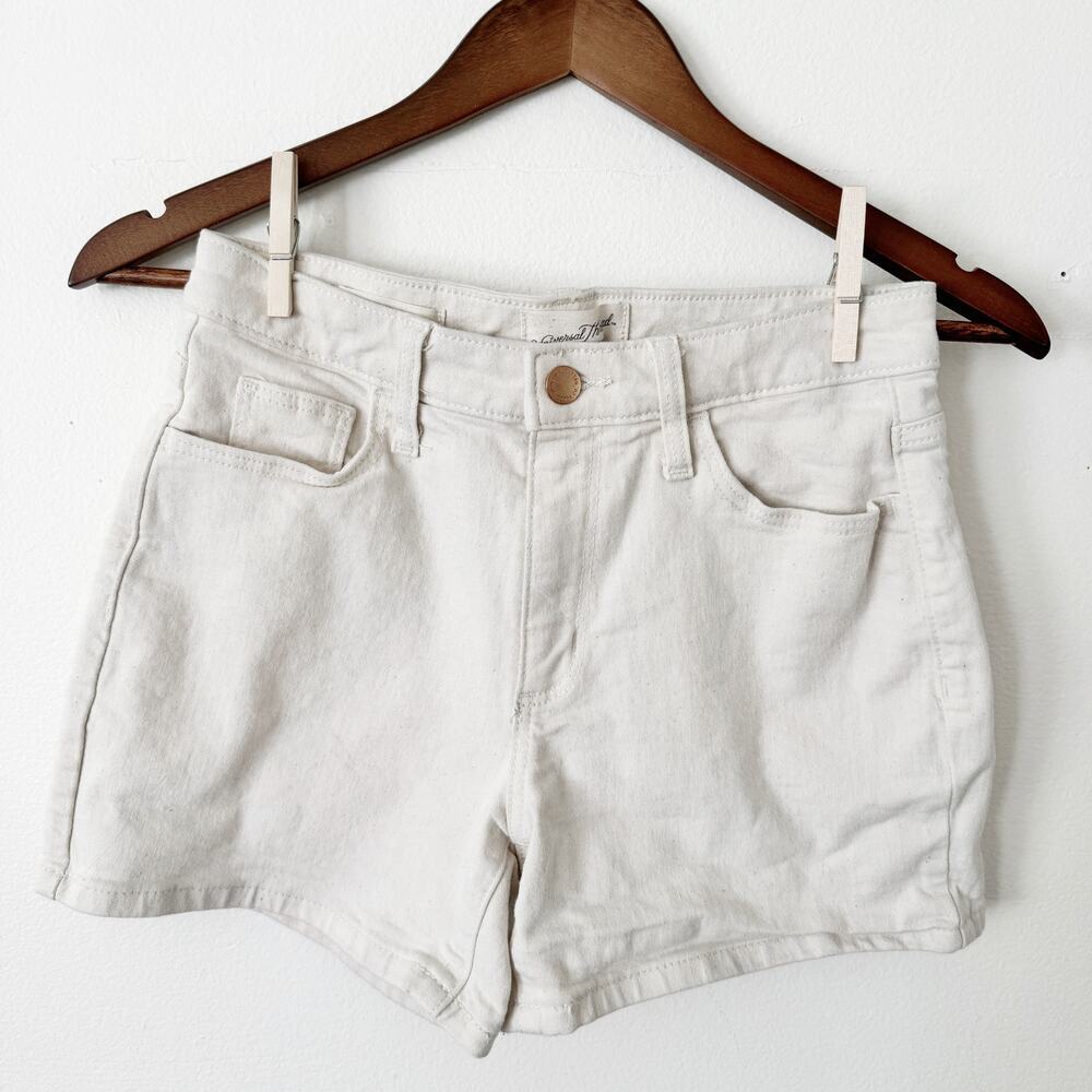 Universal Thread high rise midi cream shorts size 0